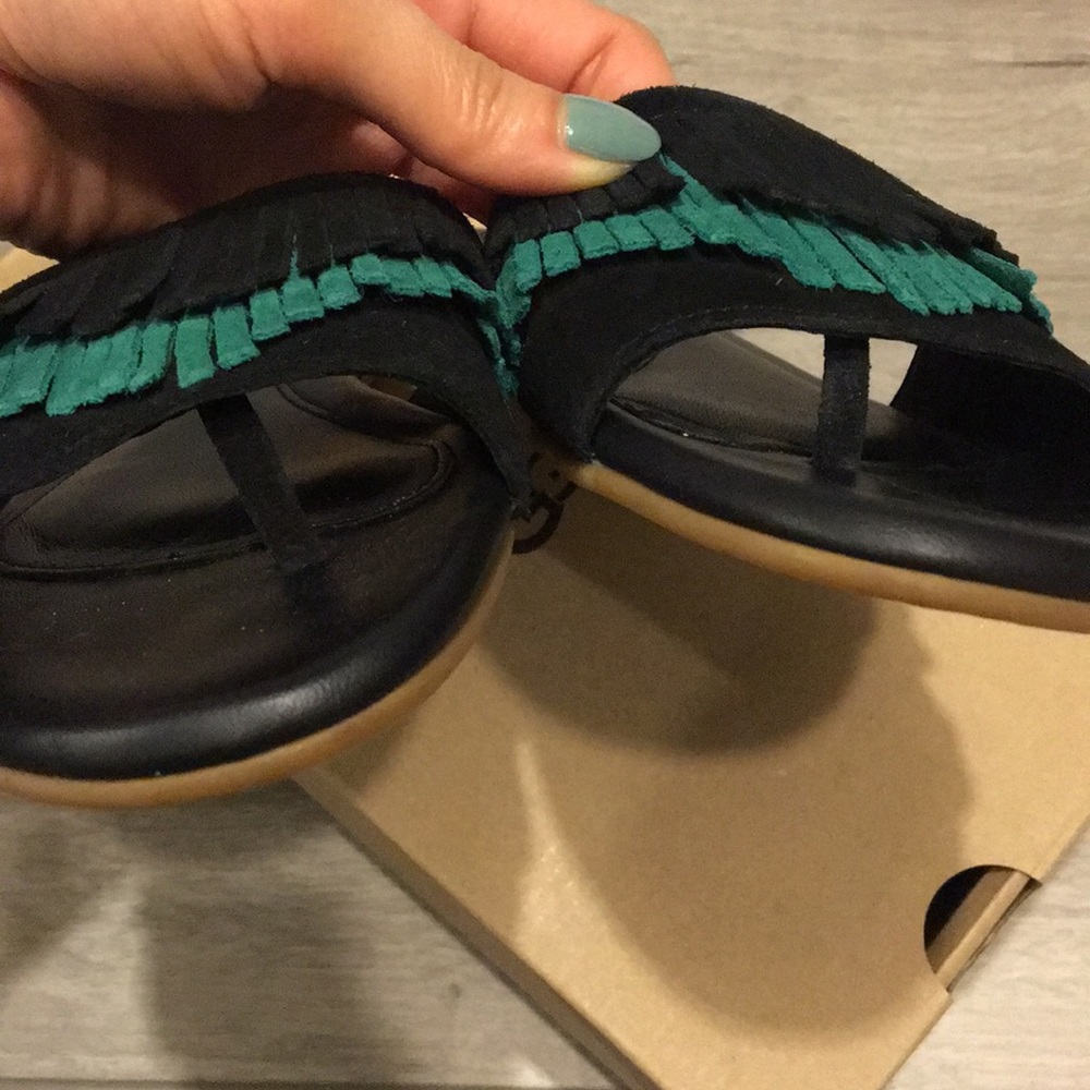 NWT Ugg sandals - Picture 5 of 7